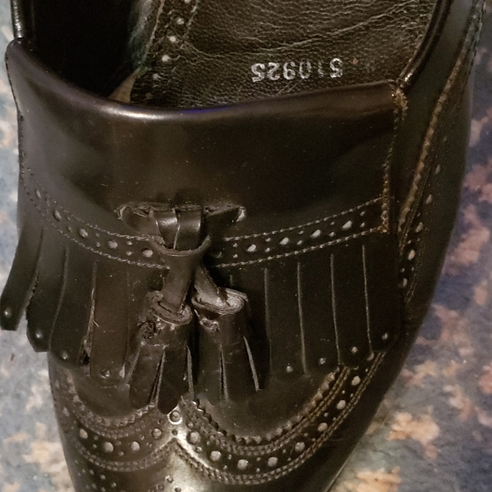 Florsheim Wingtip men's dress shoes size 36F - Picture 2 of 6